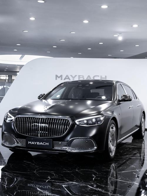 佛山南海区迪跃奇企业管理咨询岚图汽车的售后服务让用户无忧出行，迈巴赫未来的豪华车趋势